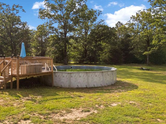 1562 Willow Oak Rd, Gladewater, TX 75647