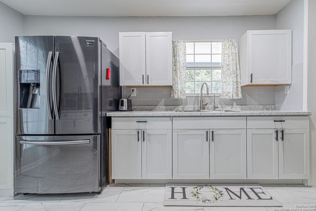 1703 Texas Ave, San Antonio, TX 78201