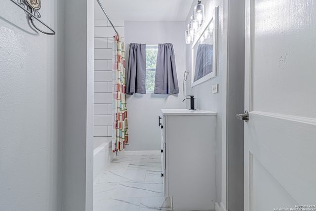 1703 Texas Ave, San Antonio, TX 78201