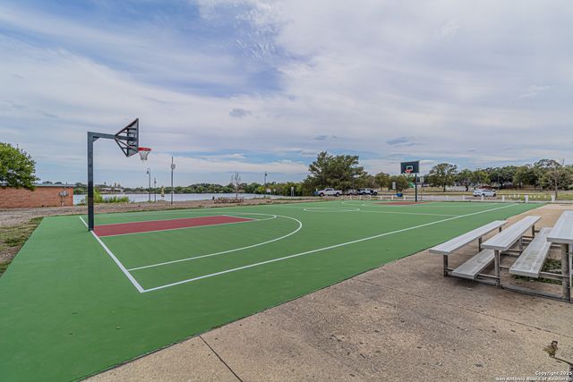 1703 Texas Ave, San Antonio, TX 78201