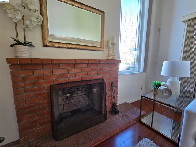 161 Hackamore Ln, Fremont, CA 94539