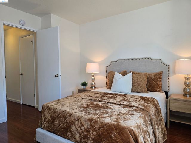 161 Hackamore Ln, Fremont, CA 94539