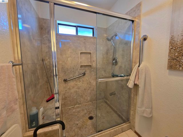 161 Hackamore Ln, Fremont, CA 94539