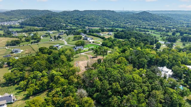 5117 Aberleigh Ln, Franklin, TN 37064