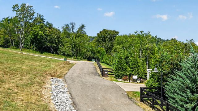 5117 Aberleigh Ln, Franklin, TN 37064