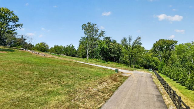 5117 Aberleigh Ln, Franklin, TN 37064