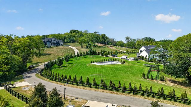 5117 Aberleigh Ln, Franklin, TN 37064