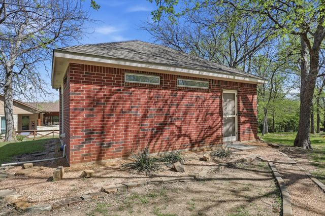 6405 Shoreline Drive, Little Elm, TX 75068