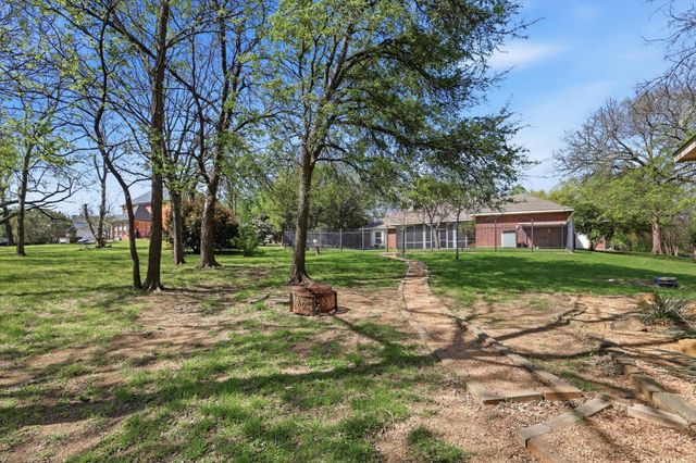 6405 Shoreline Drive, Little Elm, TX 75068