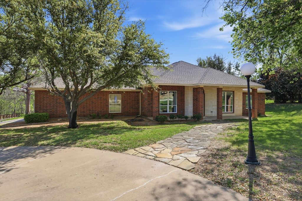 6405 Shoreline Drive, Little Elm, TX 75068