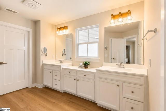 209 Furness Drive, Fountain Inn, SC 29644