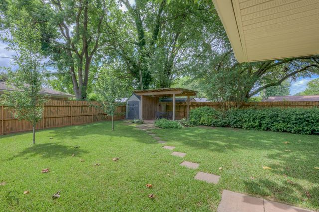 301 Levin Lane, Shreveport, LA 71105