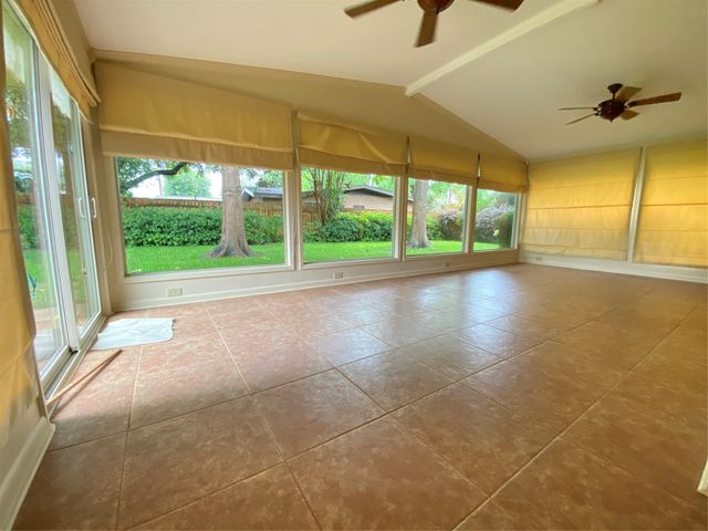 301 Levin Lane, Shreveport, LA 71105
