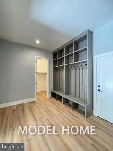 1806 BARBEE ST, Mclean, VA 22101