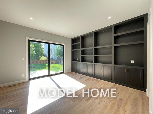 1806 BARBEE ST, Mclean, VA 22101