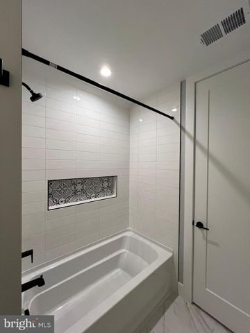 1806 BARBEE ST, Mclean, VA 22101