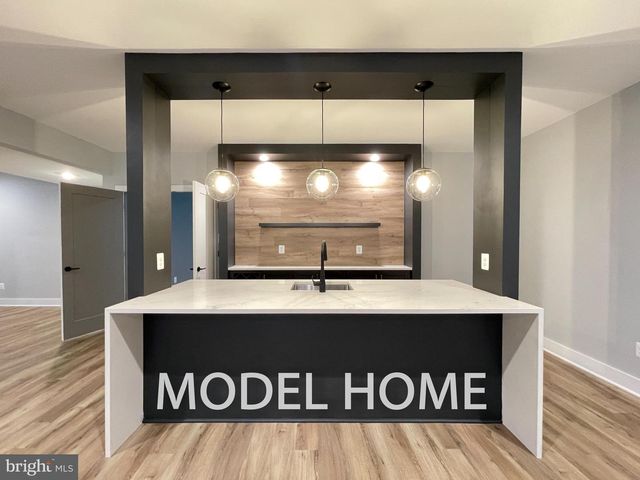 1806 BARBEE ST, Mclean, VA 22101