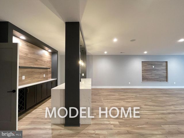 1806 BARBEE ST, Mclean, VA 22101