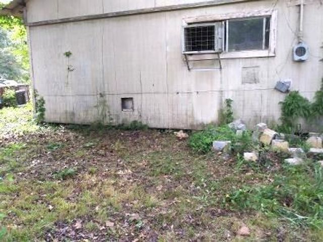 400 Friar Tuck Road, Shepherd, TX 77371