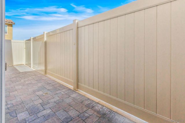 505 Pinedale, Vista, CA 92081