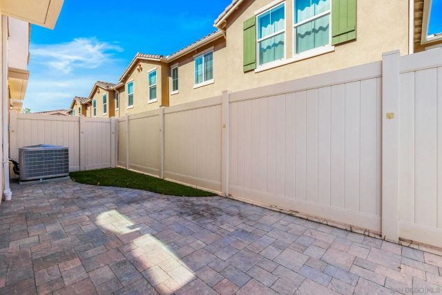 505 Pinedale, Vista, CA 92081