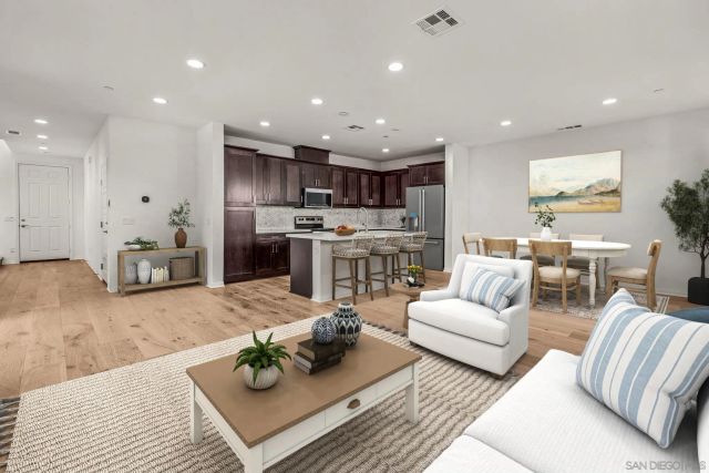 505 Pinedale, Vista, CA 92081