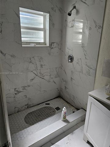 1717 NW 69th St, Miami, FL 33147