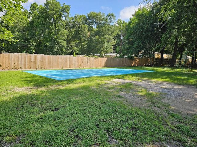 11670 Vistawood Street, Willis, TX 77318