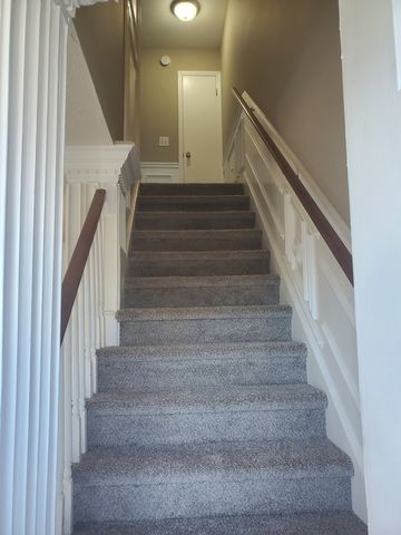 294 Donna Dr Apt A, Hendersonville, TN 37075