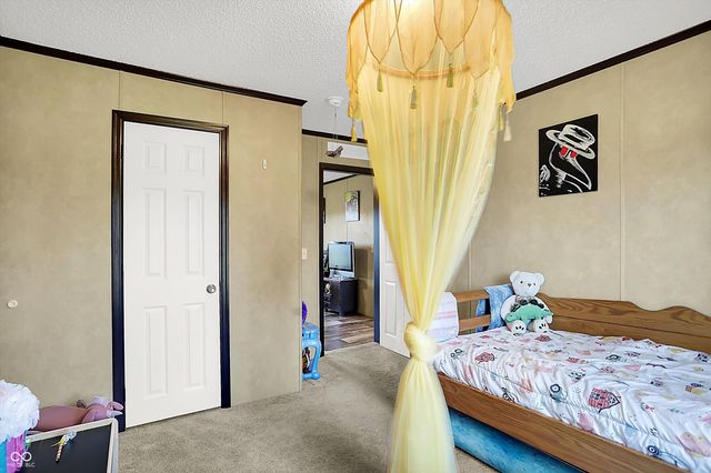 717 Henley Avenue, Carthage, IN 46115