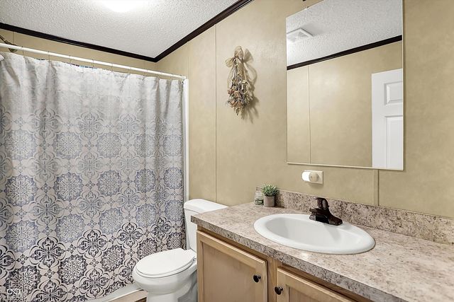 717 Henley Avenue, Carthage, IN 46115