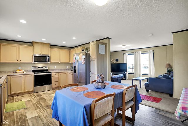 717 Henley Avenue, Carthage, IN 46115