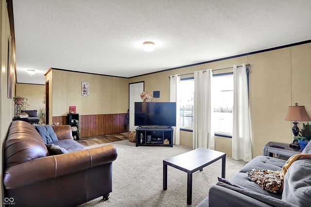 717 Henley Avenue, Carthage, IN 46115