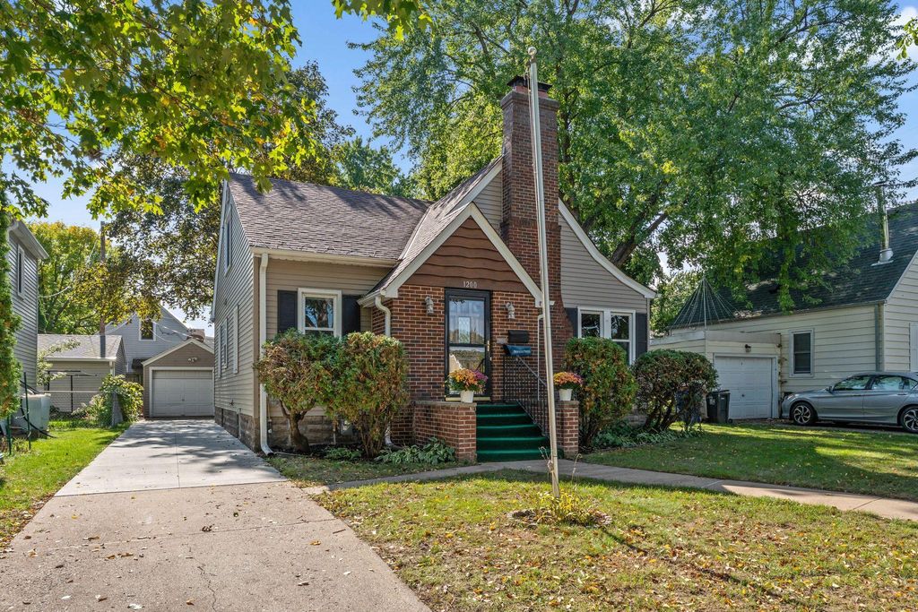 1200 Idaho Avenue W, Saint Paul, MN 55108 — photo 2