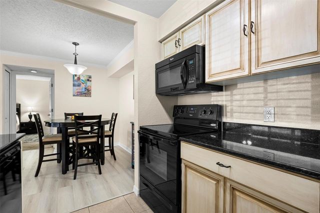 3310 HAVILAND COURT 104, Palm Harbor, FL 34684