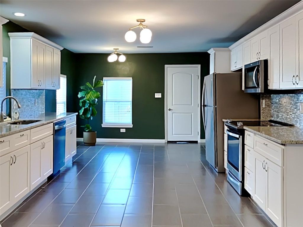 708 S Willomet Avenue, Dallas, TX 75208 — photo 2