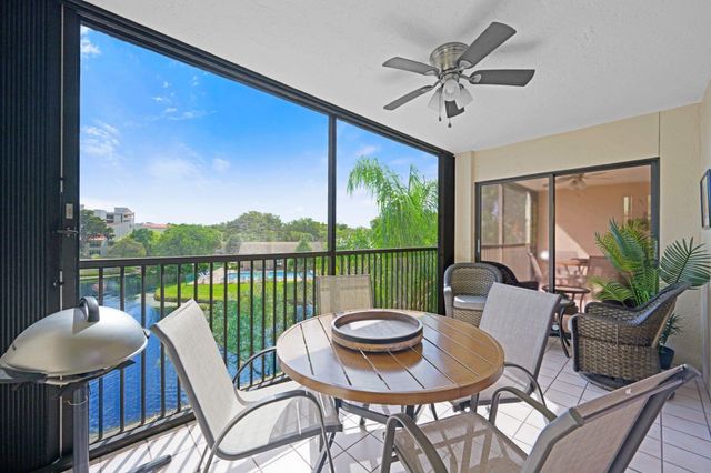 2334 S Cypress Bend Drive 308, Pompano Beach, FL 33069