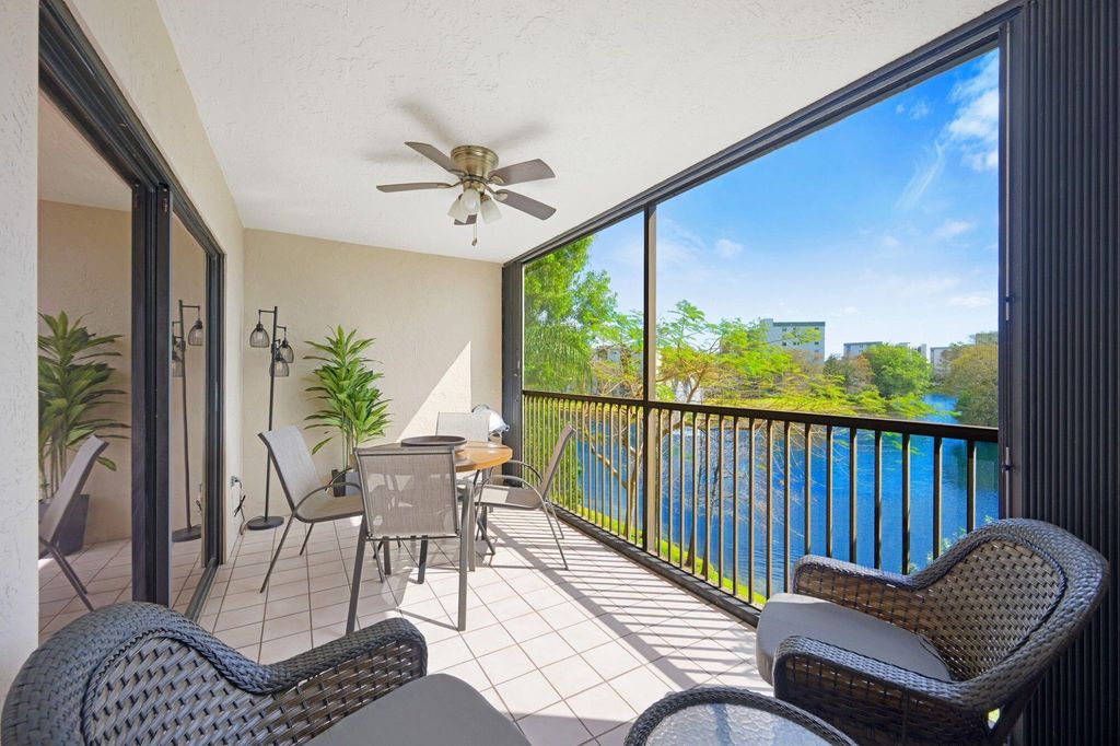 2334 S Cypress Bend Drive 308, Pompano Beach, FL 33069