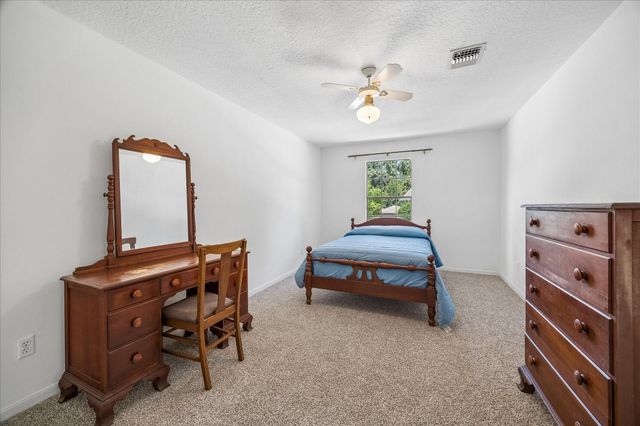 5410 Red Cliff Drive, Kingwood, TX 77345