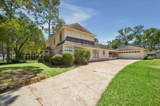 5410 Red Cliff Drive, Kingwood, TX 77345