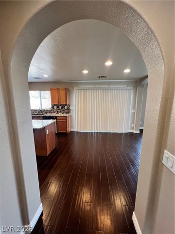 5308 Las Cruces Heights Street, North Las Vegas, NV 89081