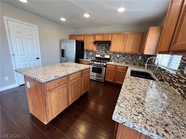 5308 Las Cruces Heights Street, North Las Vegas, NV 89081