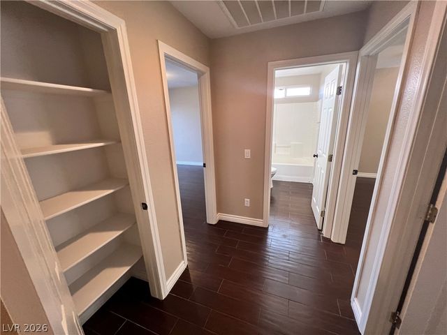 5308 Las Cruces Heights Street, North Las Vegas, NV 89081