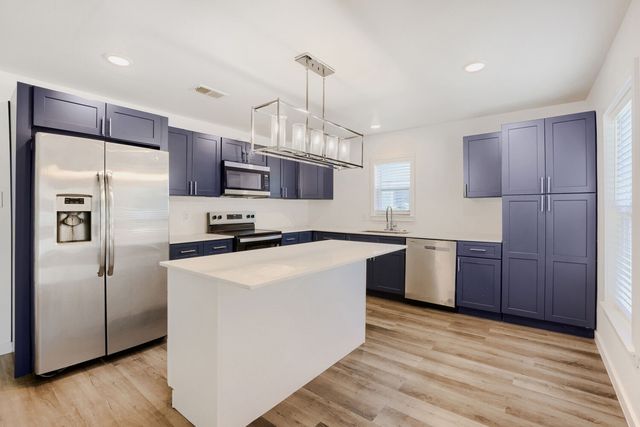 3522 Kenilworth Street, Dallas, TX 75210