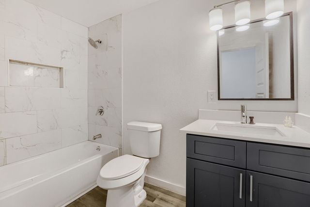 3522 Kenilworth Street, Dallas, TX 75210