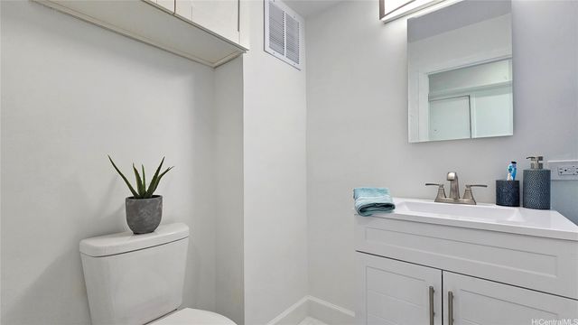 2115 Ala Wai Boulevard 804, Honolulu, HI 96815