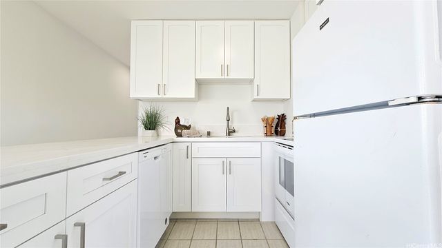 2115 Ala Wai Boulevard 804, Honolulu, HI 96815