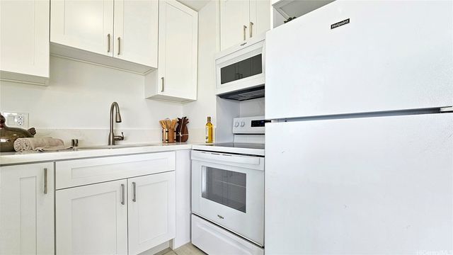 2115 Ala Wai Boulevard 804, Honolulu, HI 96815