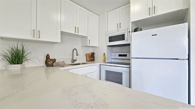 2115 Ala Wai Boulevard 804, Honolulu, HI 96815