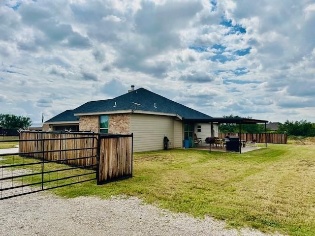 9213 Remuda Lane, Christoval, TX 76935